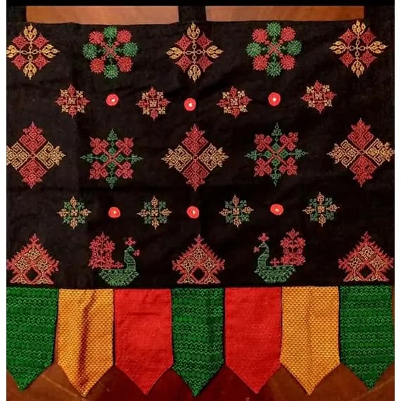 Kasuti Peacock Toran